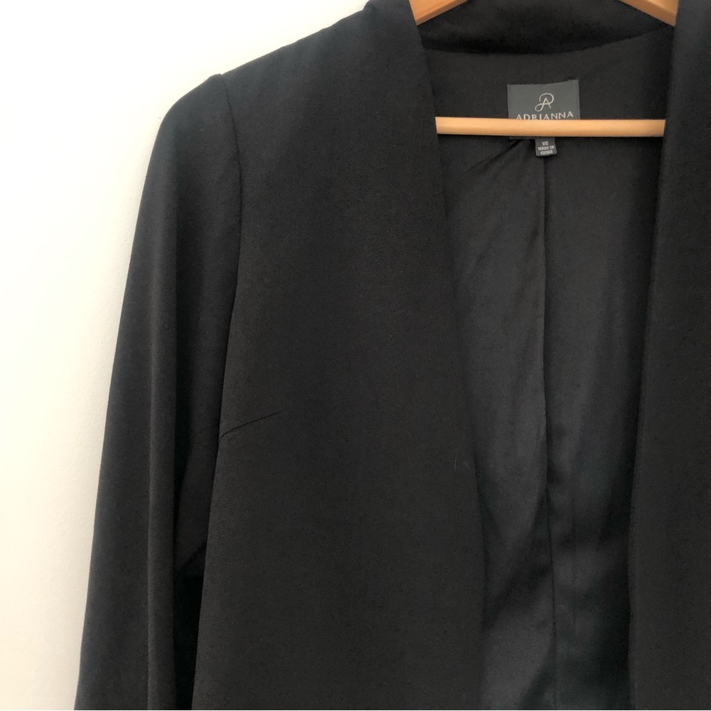 Adrianna Papell Black Bell Sleeve Open Front Asymmetrical Blazer Sz XS - Picture 5 of 15